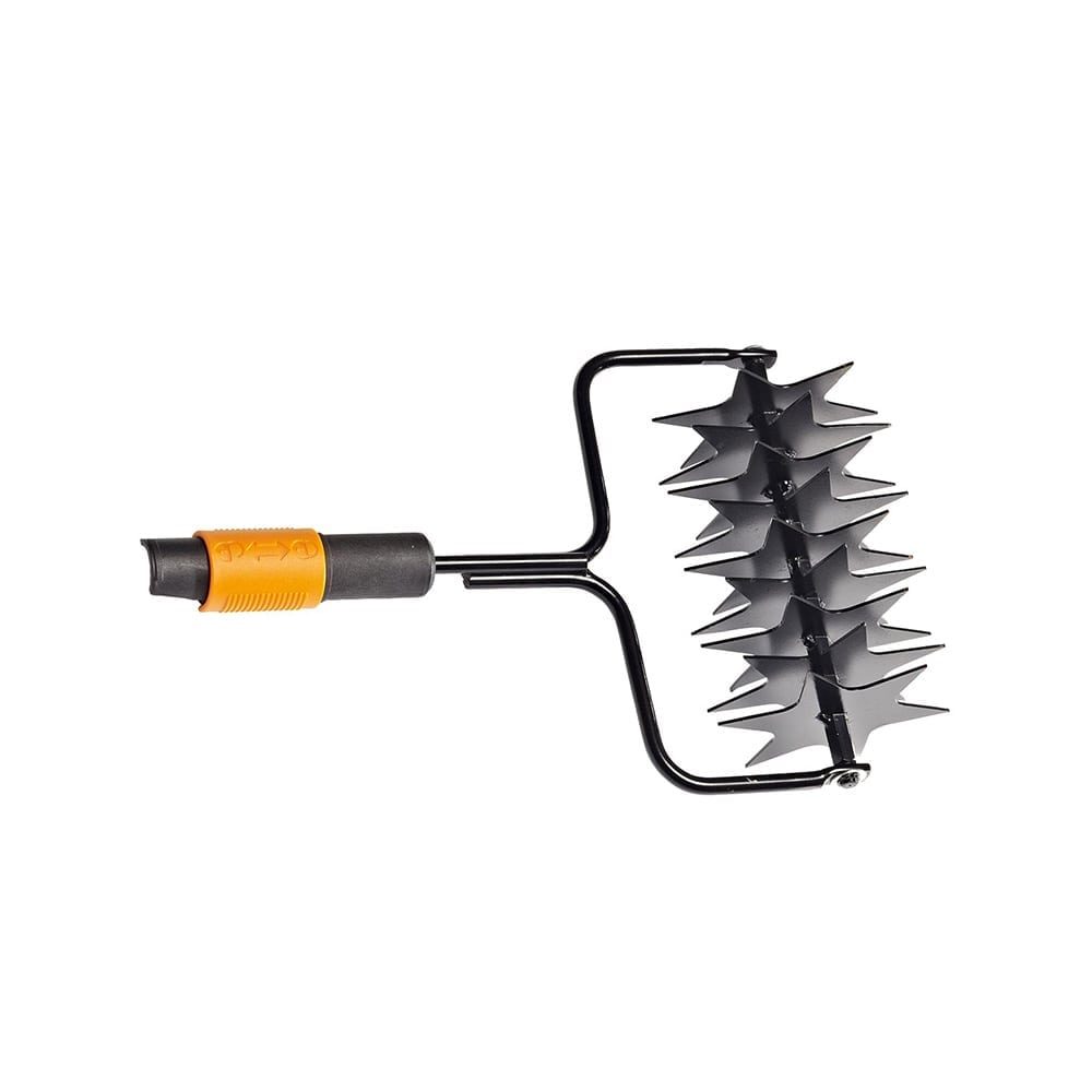 FISKARS kultivator sa zvjezdastom osovinom 1000689