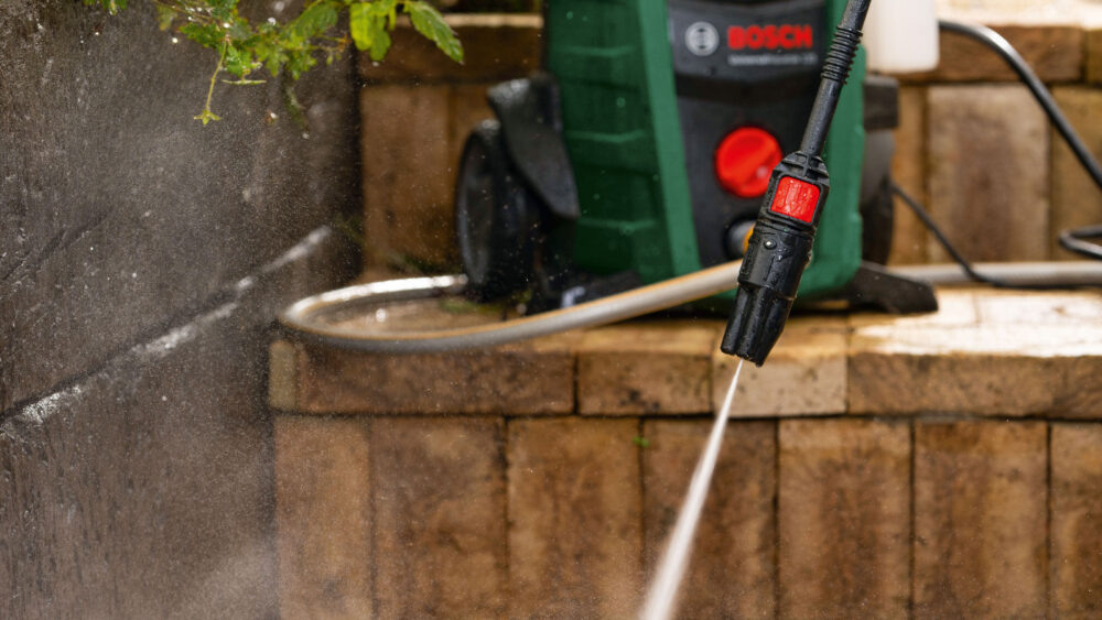 BOSCH visokotlačni perač - miniwash UniversalAquatak 130  + GRATIS Car Kit - Image 5