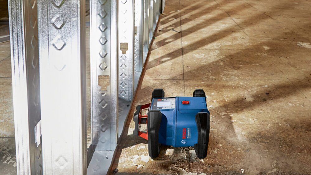BOSCH građevinski laser GRL 600 CHV + BT170HD + GR 18V 4,0Ah kovčeg - Image 2