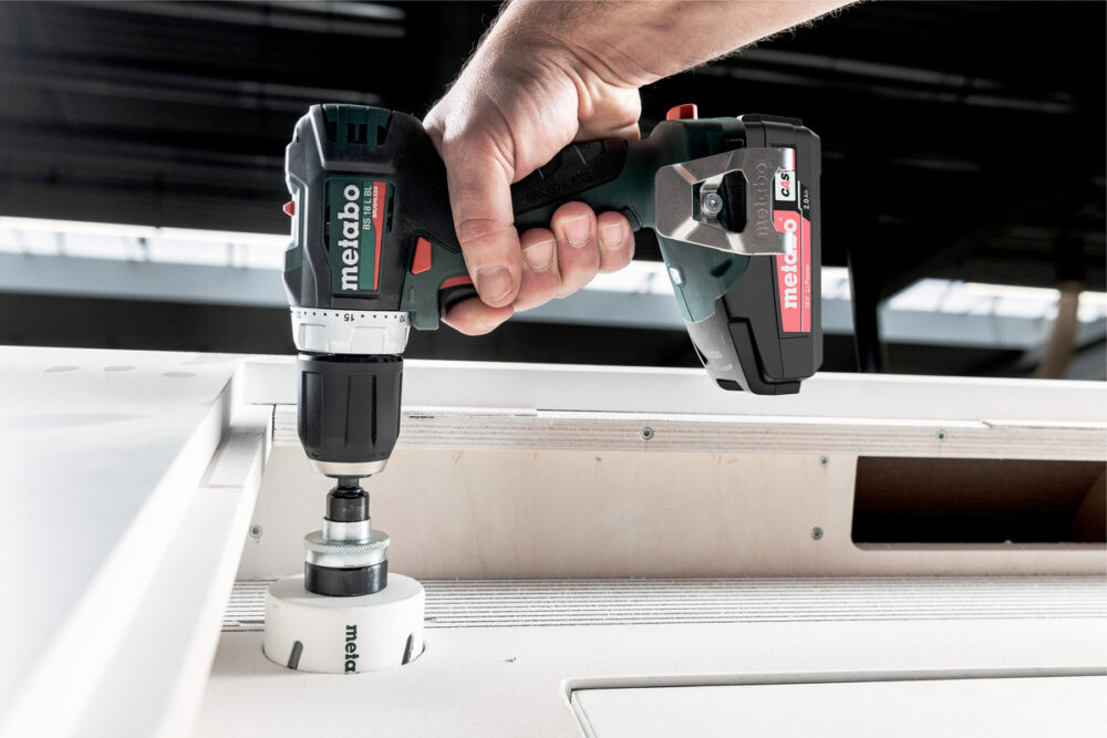 METABO aku bušilica-odvijač BS 18 L BL 2xAKu 18V 2,0Ah MetaBOX - Image 2