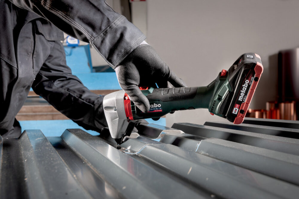 METABO aku škare za lim NIV 18 LTX BL 1.6 18V MetaLoc bez baterije - Image 3
