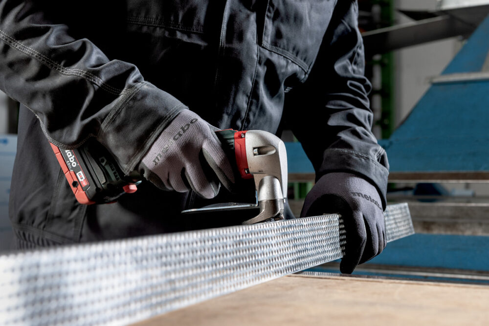 METABO aku škare za lim SCV 18 LTX BL 1.6 18V MetaLoc bez baterije - Image 4