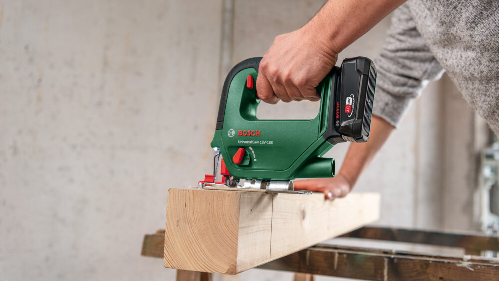 BOSCH aku ubodna pila UniversalSaw 18V-100 18V + aku set 18V 2,5Ah - Image 3