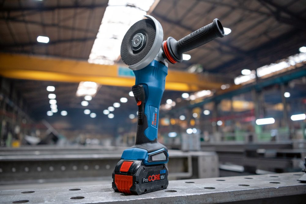 BOSCH aku kutna brusilica GWS 18V-15 P 18V bez baterije - Image 2