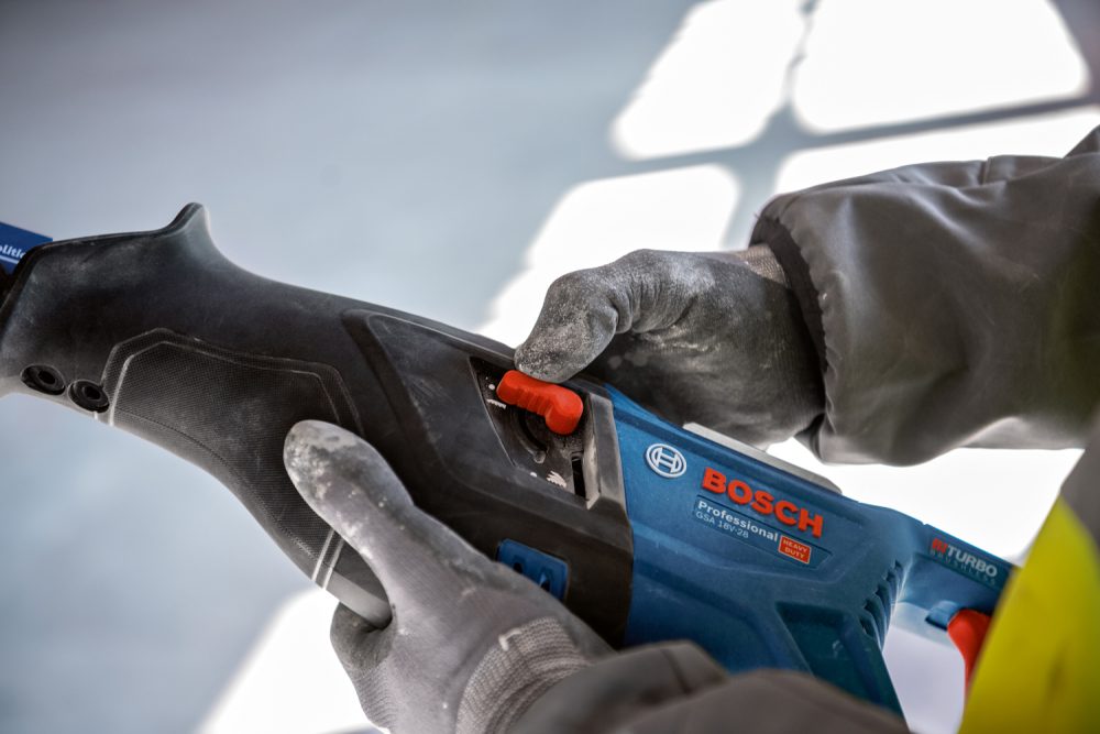 BOSCH aku sabljasta pila GSA 185-LI 18V 5,0Ah kovčeg - Image 2
