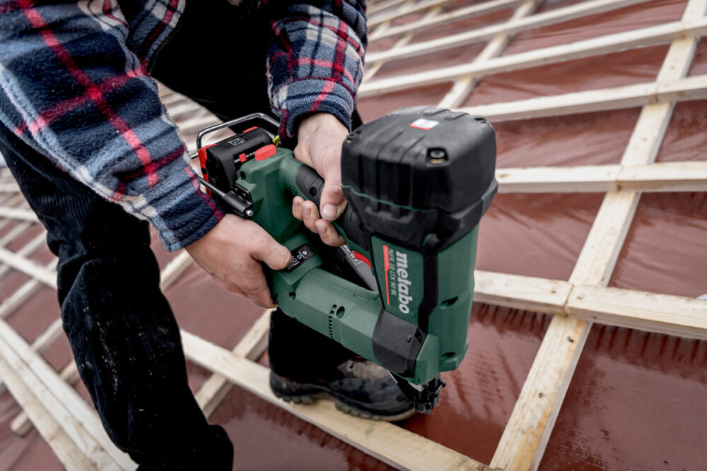 METABO aku pištolj za čavle NFR 18 LTX 90 BL 18V bez baterije MetaBOX - Image 3