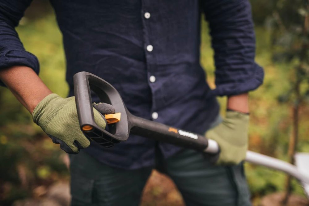 FISKARS teleskopska štihača za vrt zašiljena 1110-1300 mm Xact 1066732 - Image 4