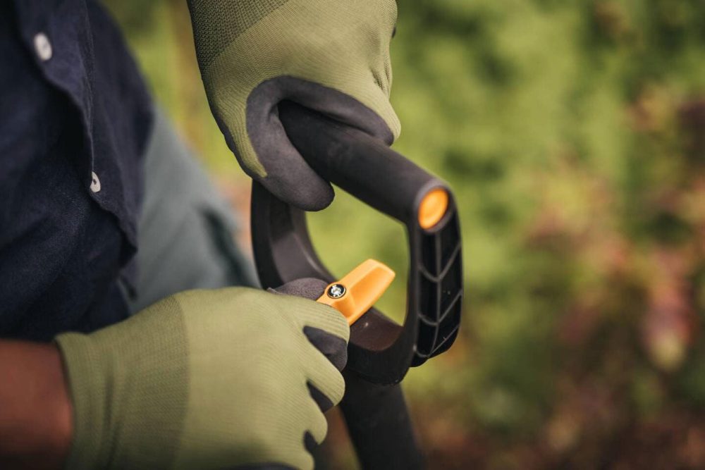 FISKARS teleskopska štihača za vrt zašiljena 1110-1300 mm Xact 1066732 - Image 6