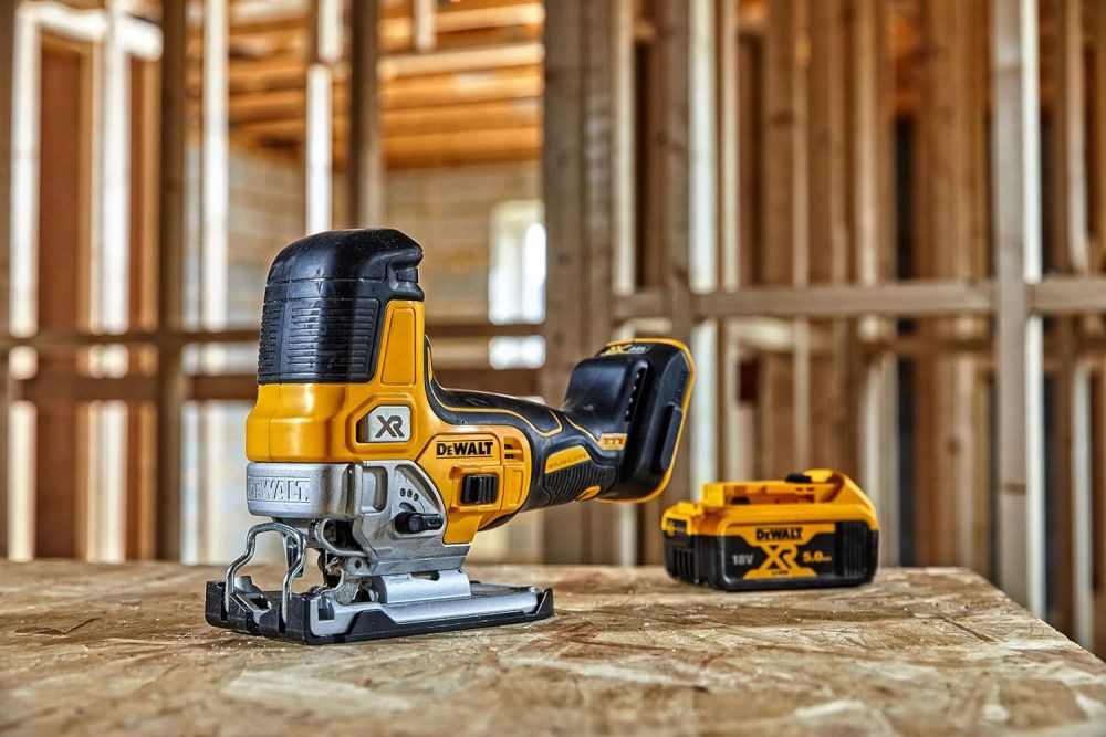 DEWALT aku ubodna pila DCS335N-XJ 18V bez baterije - Image 2