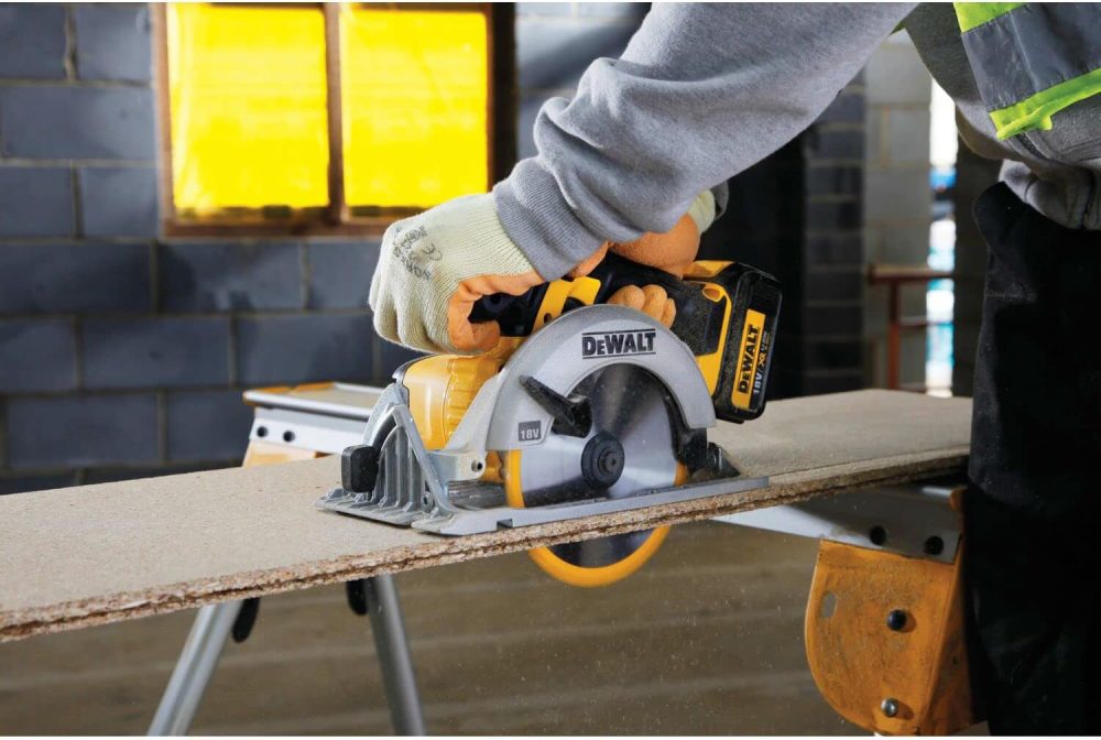 DEWALT aku kružna pila DCS391NT-XJ 18V bez baterije kovčeg - Image 2