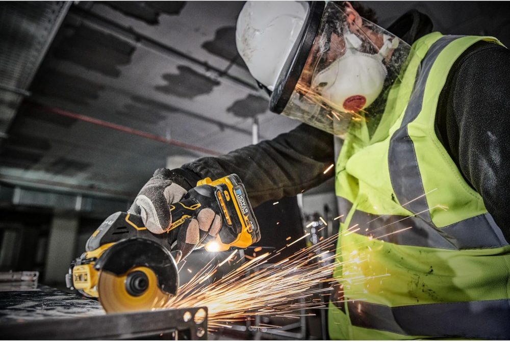 DEWALT aku mini pila DCS438N-XJ 18V bez baterije - Image 2