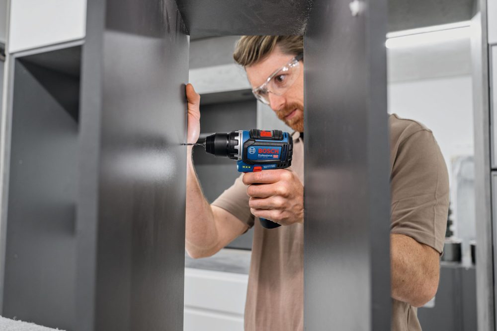 BOSCH aku bušilica GSR 12V-32 2xAku 12V 2,0/4,0Ah + 40 dj. set pribora L-Boxx - Image 4