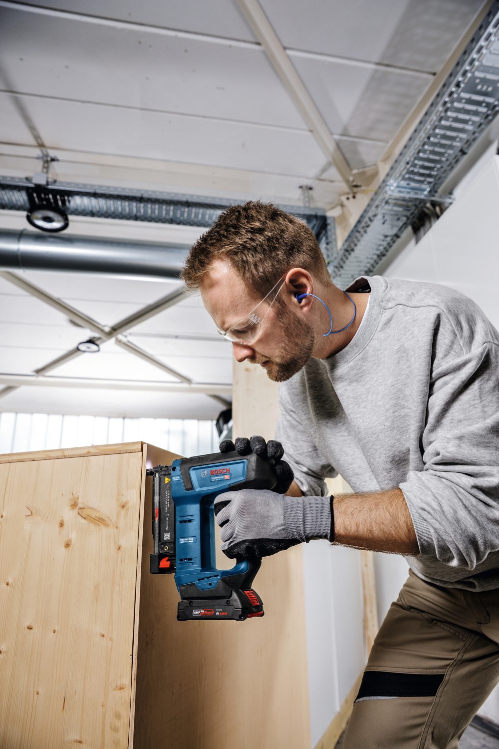 BOSCH aku pištolj za čavle GNH 18V-35 18V bez baterije L-Boxx - Image 3