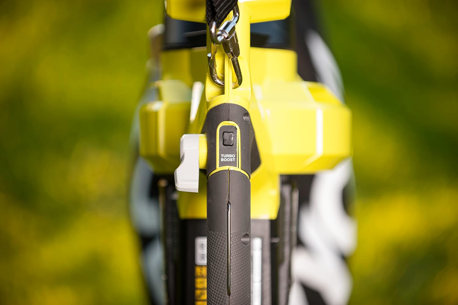 RYOBI aku usisavač-puhalo-drobilica za lišće OBV18 + GRATIS aku set 18V 2,5Ah - Slika 5