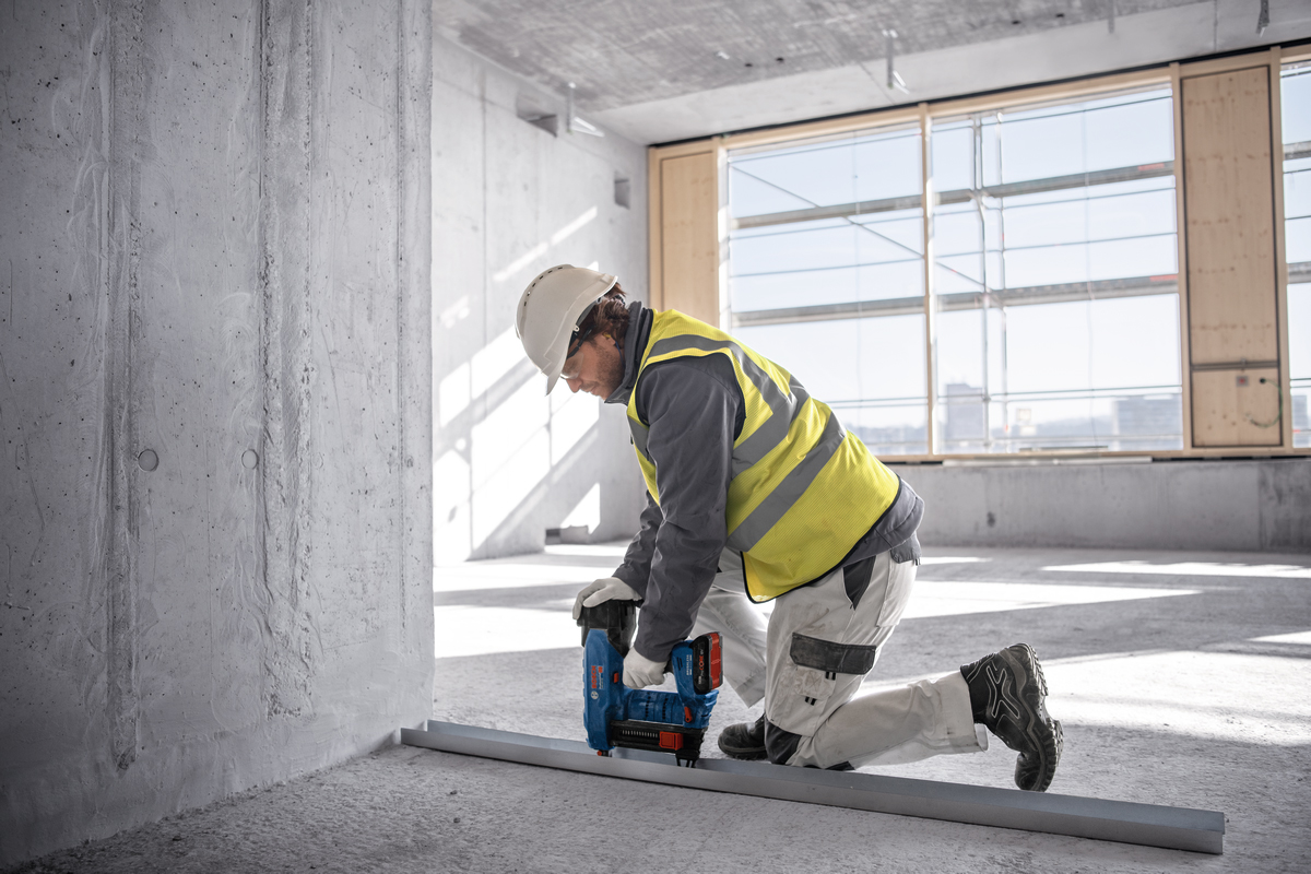 BOSCH aku pištolj za čavle GNB 18V-38 18V bez baterije - Slika 5