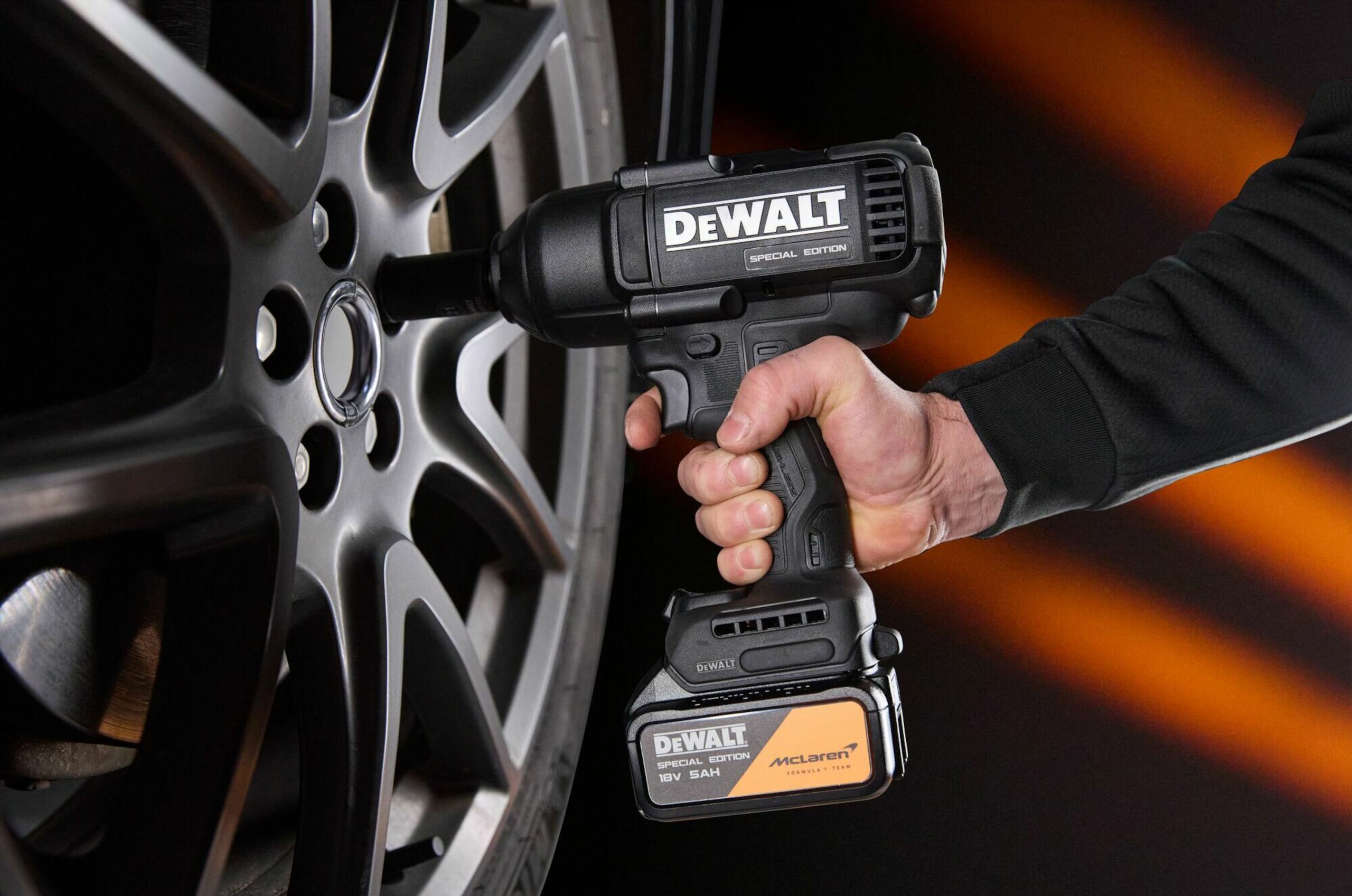 DEWALT aku udarni odvijač McLaren F1 DCF99MP2T-QW XR 2xAku 18V 5,0Ah kovčeg - Slika 4