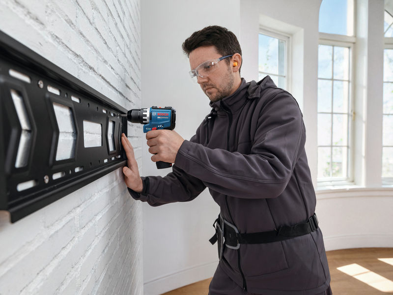 BOSCH aku bušilica-izvijač PRO GSR 12V-31 2xAku 12V 2,0Ah + 25 dj. set pribora - Slika 3